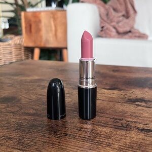 M.A.C Lustreglass Lipstick in Syrup